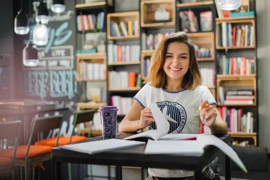 Estudante virtual: significado, perfil e características