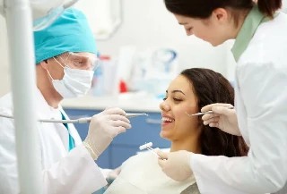 Curso gratuito de Assistência em Instrumentação Cirúrgica Dentária