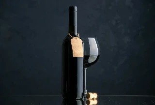 Curso gratuito de Básico em Atendente de Vinhos