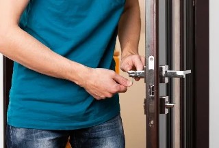 Curso gratuito online de Básico em Chaveiro com certificado