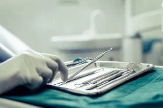 Curso gratuito de Básico em Instrumentação Cirúrgica Odontológica