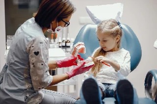 Curso gratuito de Básico em Odontopediatria