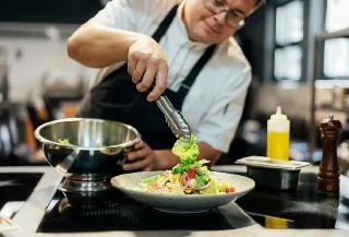 Curso gratuito de Cozinha Offshore