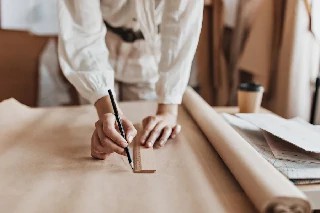 Curso gratuito de Design de Moda