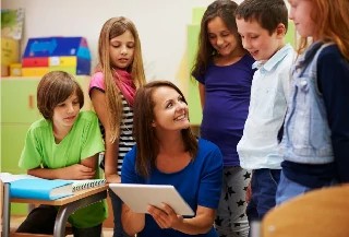Curso gratuito de Educação Infantil Séries Iniciais