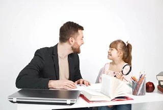 Curso gratuito de Introdução em Comunicação Alternativa e Tecnologia Assistiva
