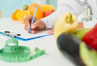 Curso gratuito de Nutrição Escolar